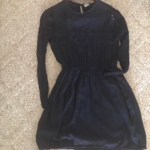 Dark blue vintage style laced 3/4 sleeve dress
